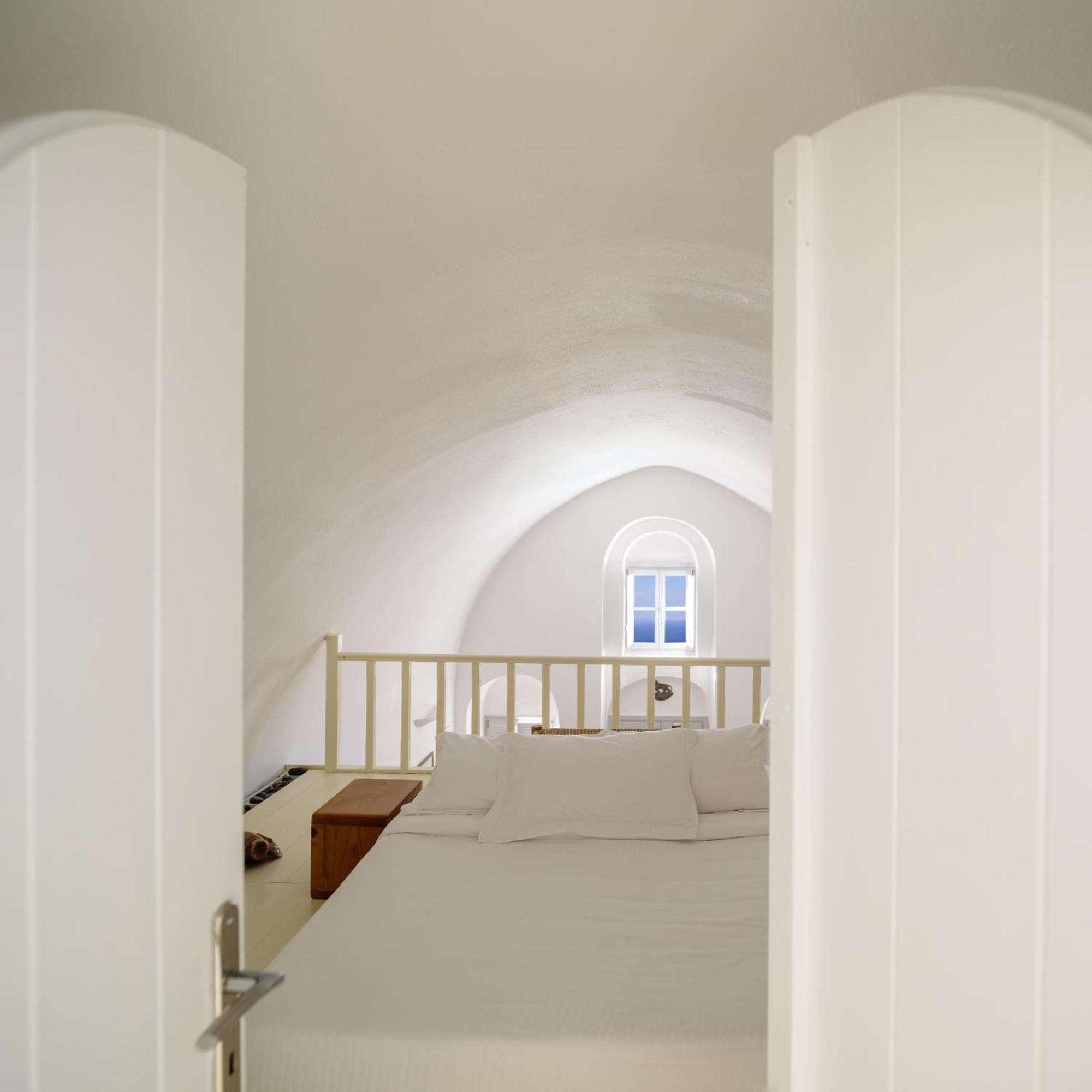 Revelis Villa & Canava サントリーニ 部屋 写真